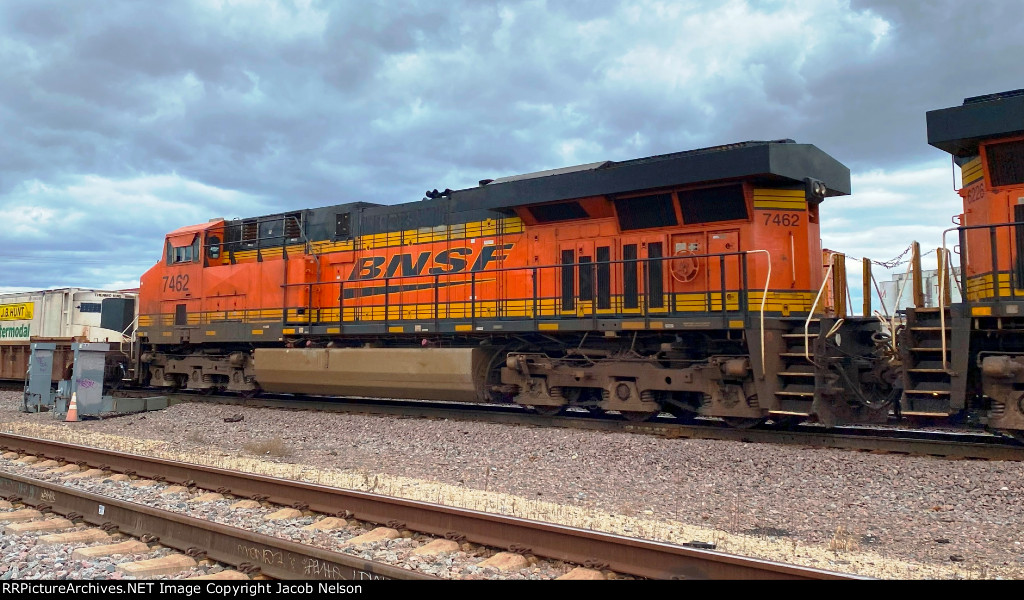 BNSF 7462